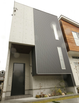 ヴィ・スリール 中小田井分譲西棟